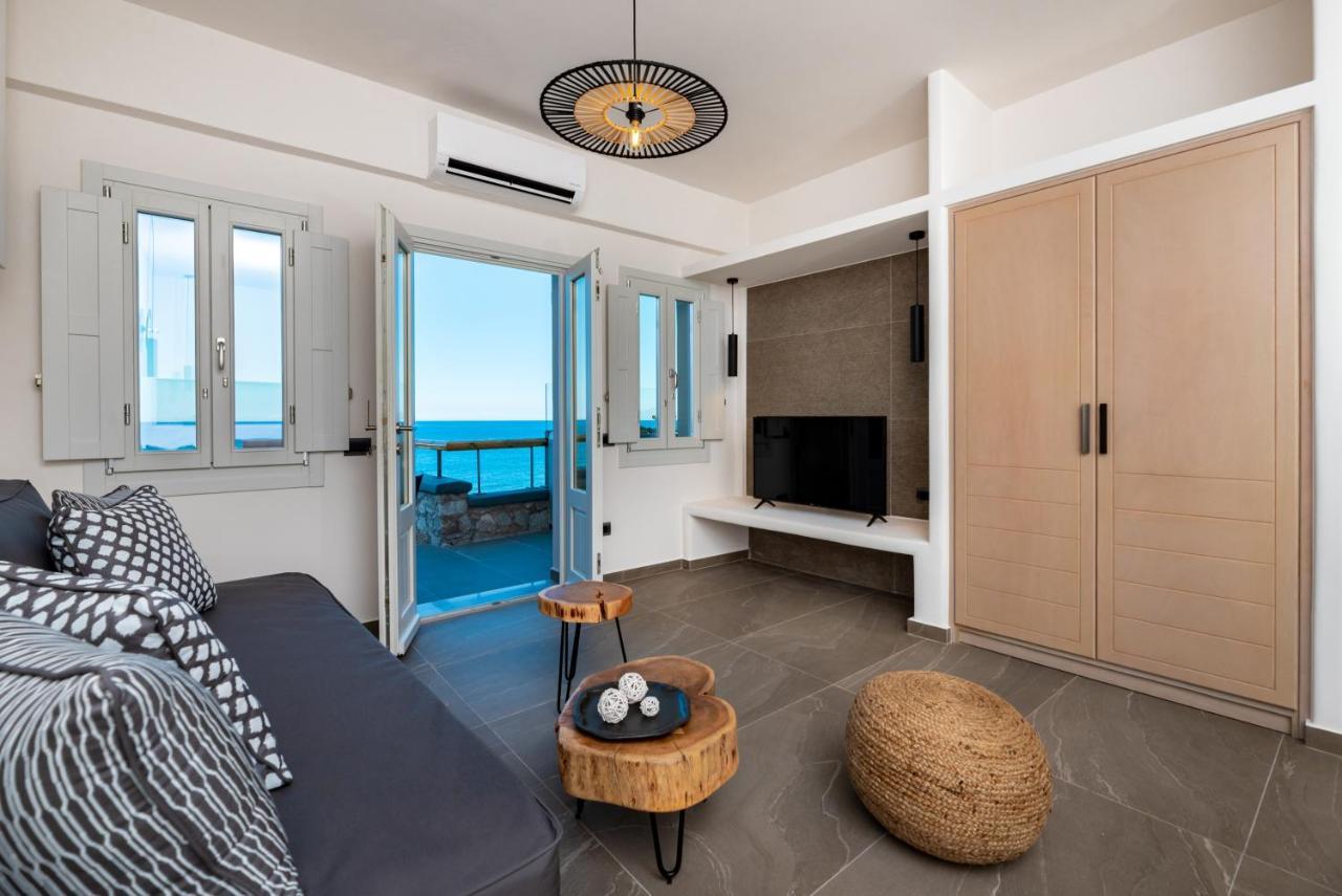 Neoma Luxury Suites Karterados  Exterior photo
