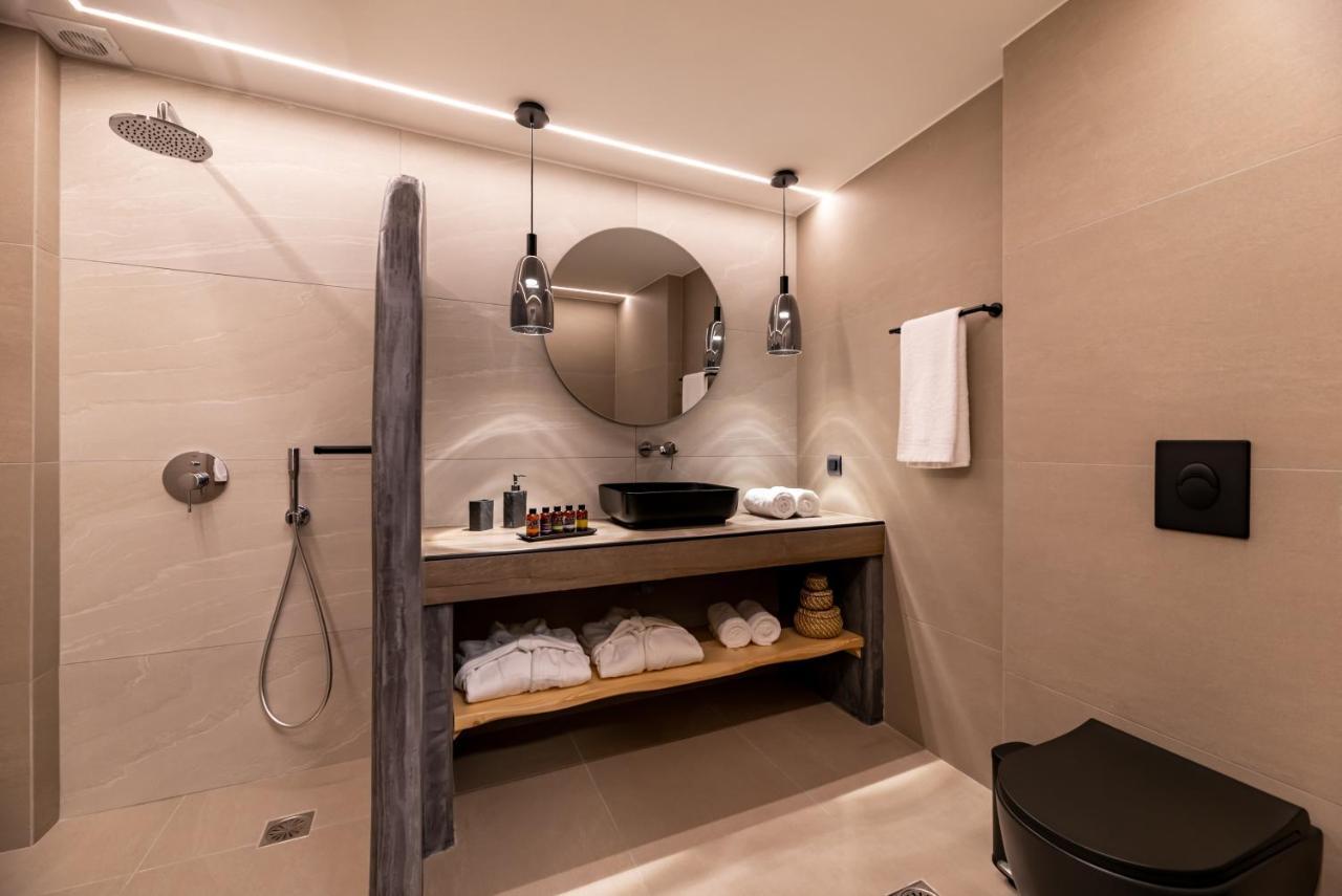 Neoma Luxury Suites Karterados  Exterior photo