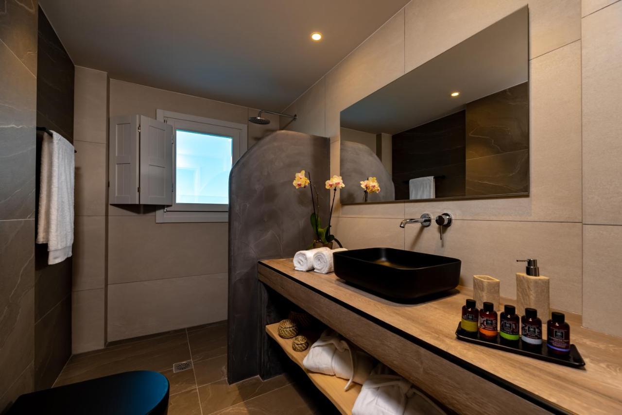 Neoma Luxury Suites Karterados  Exterior photo