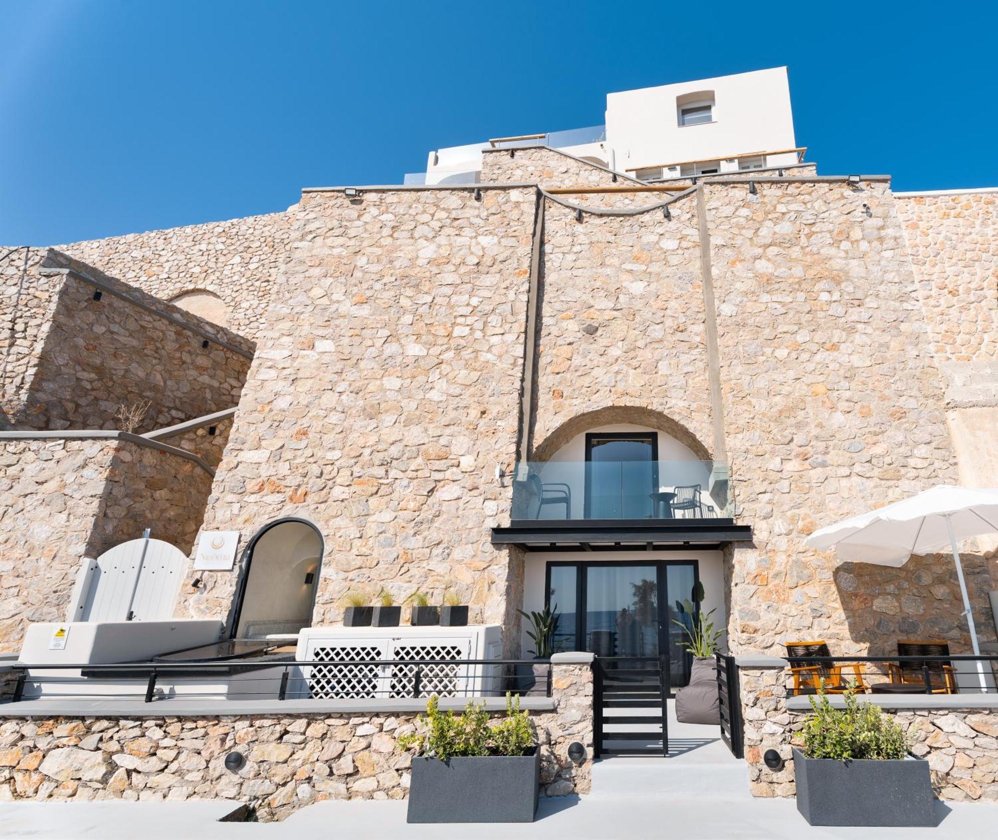 Neoma Luxury Suites Karterados  Exterior photo