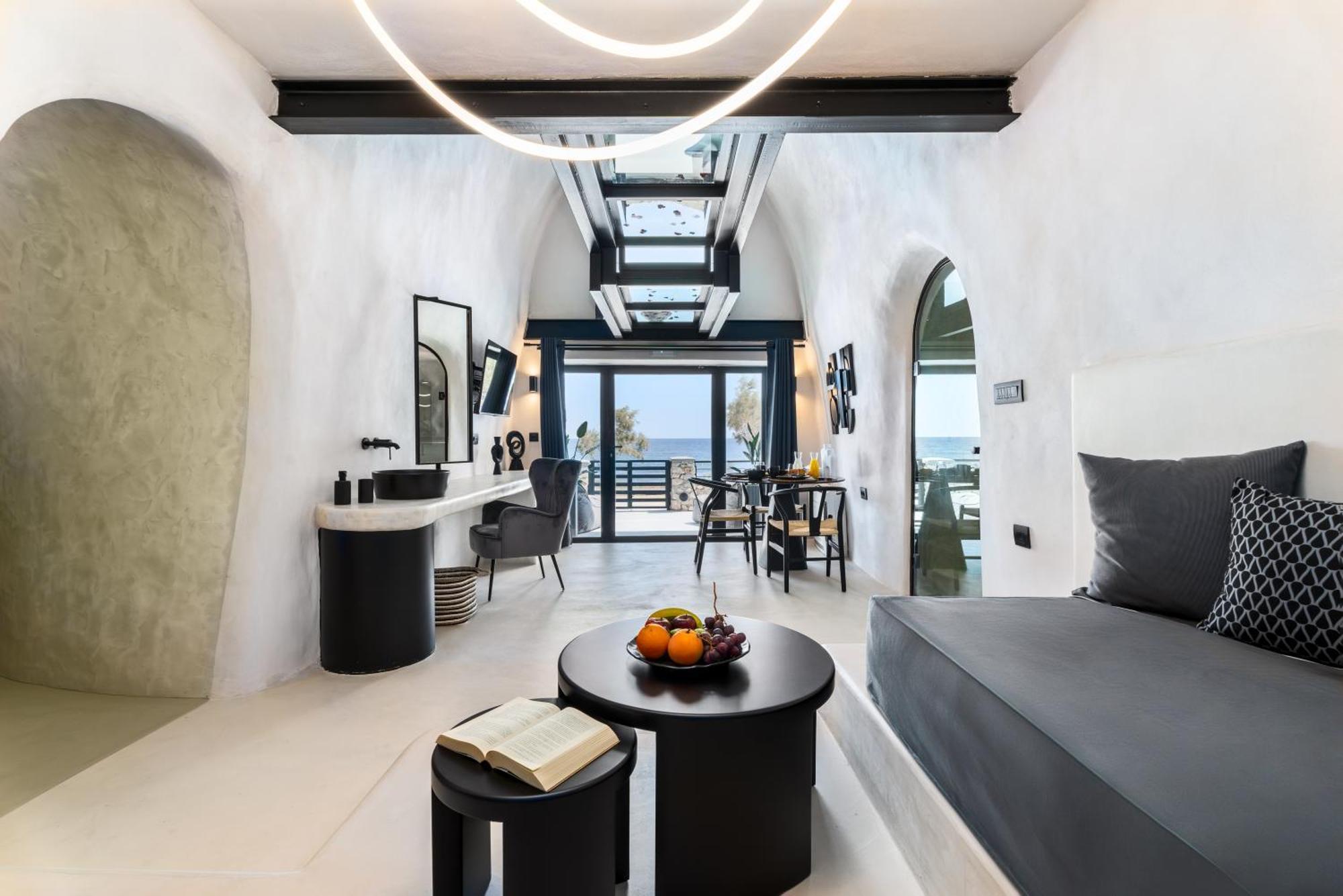 Neoma Luxury Suites Karterados  Exterior photo